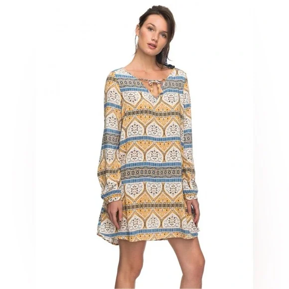 mini long sleeve cocktail dress Mini Long Sleeve Lace Cocktail Dress Homecoming & Sweet 16